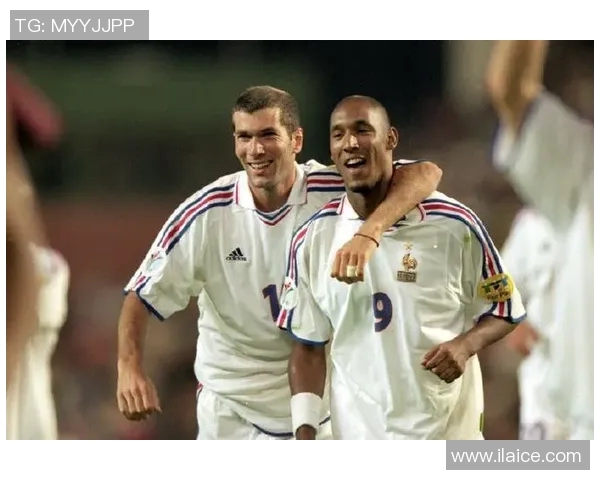 独行足球明星名单及其精彩瞬间图片展示