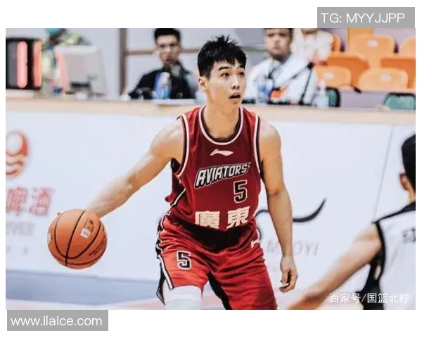 深圳足球队实力引发热议球迷对球队表现的看法与争论