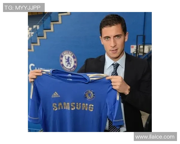 亲吻足球明星的鞋子背后隐藏的故事与荣耀之路 亲吻足球明星的鞋子背后隐藏的故事与荣耀之路