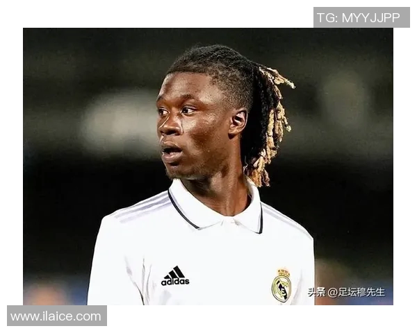 法国足球明星的外貌争议与球场表现的真实对比分析