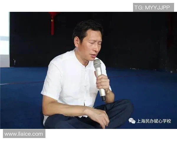 成都网球队的转型之路探索与挑战:从传统到现代的蜕变之旅 成都网球队的转型之路探索与挑战:从传统到现代的蜕变之旅