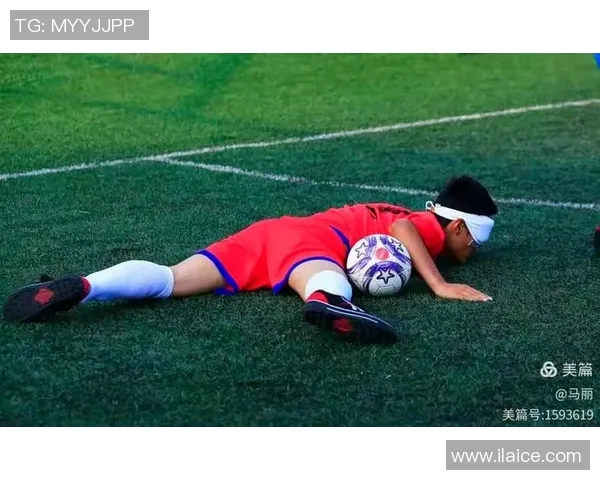 探秘足球明星的衣服尺码背后故事与时尚选择分析 探秘足球明星的衣服尺码背后故事与时尚选择分析