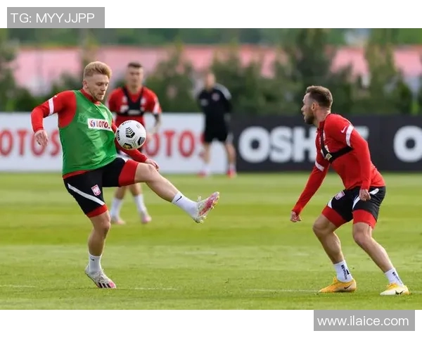 波兰足球明星的传奇故事与辉煌成就回顾 波兰足球明星的传奇故事与辉煌成就回顾