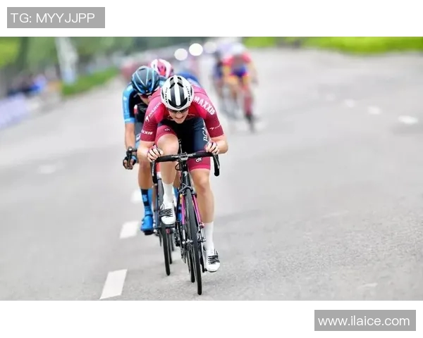 洲际杯精彩回顾:北京足球队默契配合展现团队实力与战术智慧 洲际杯精彩回顾:北京足球队默契配合展现团队实力与战术智慧